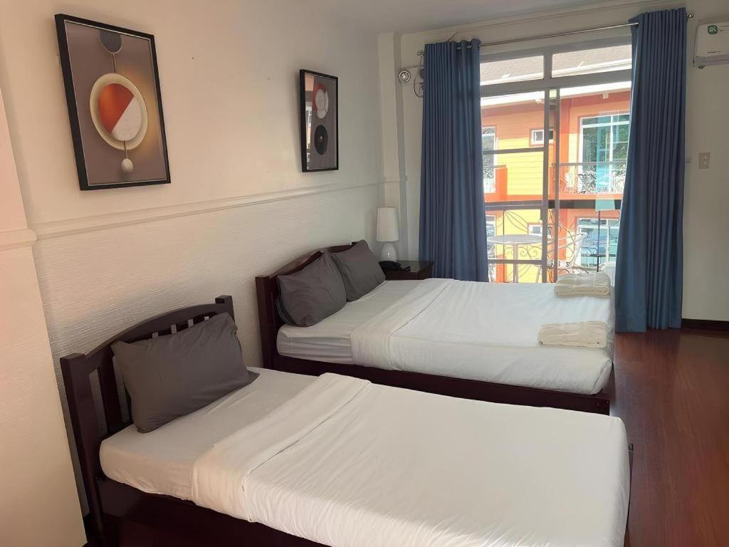Nyc Manhattan Suites Baguio City Kültér fotó